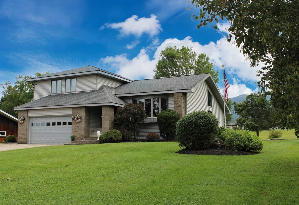 Unit for sale at 16 Southern, Rutland City, VT 05701