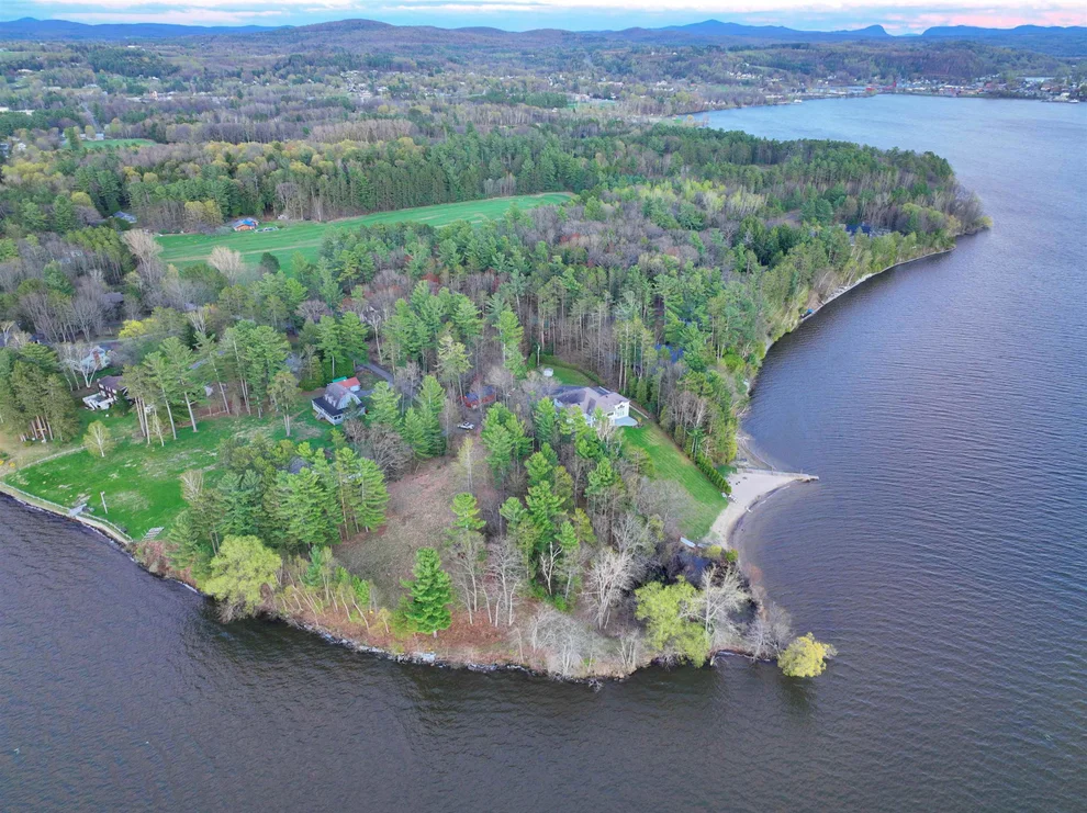 Unit for sale at 1413 Bluff, Newport City, VT 05855