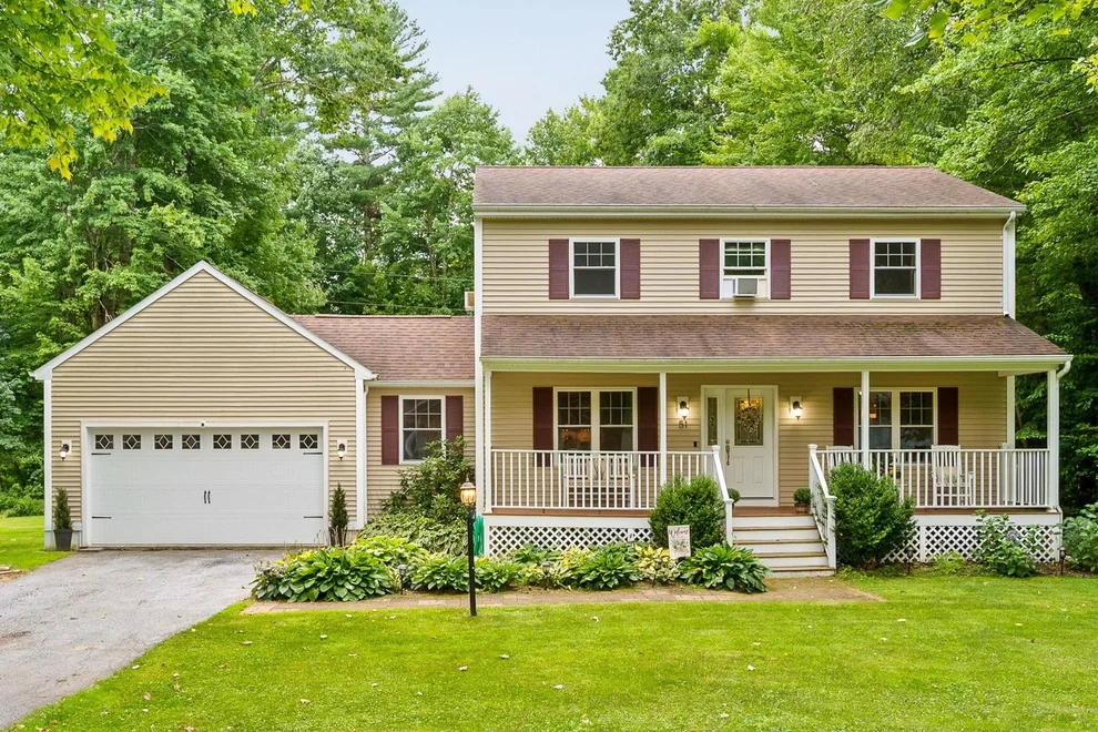 Unit for sale at 51 Greenbriar, Essex, VT 05452