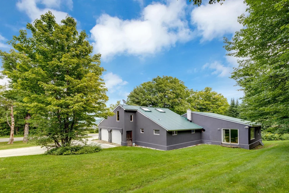 Unit for sale at 2679 Healdville, Mount Holly, VT 05730