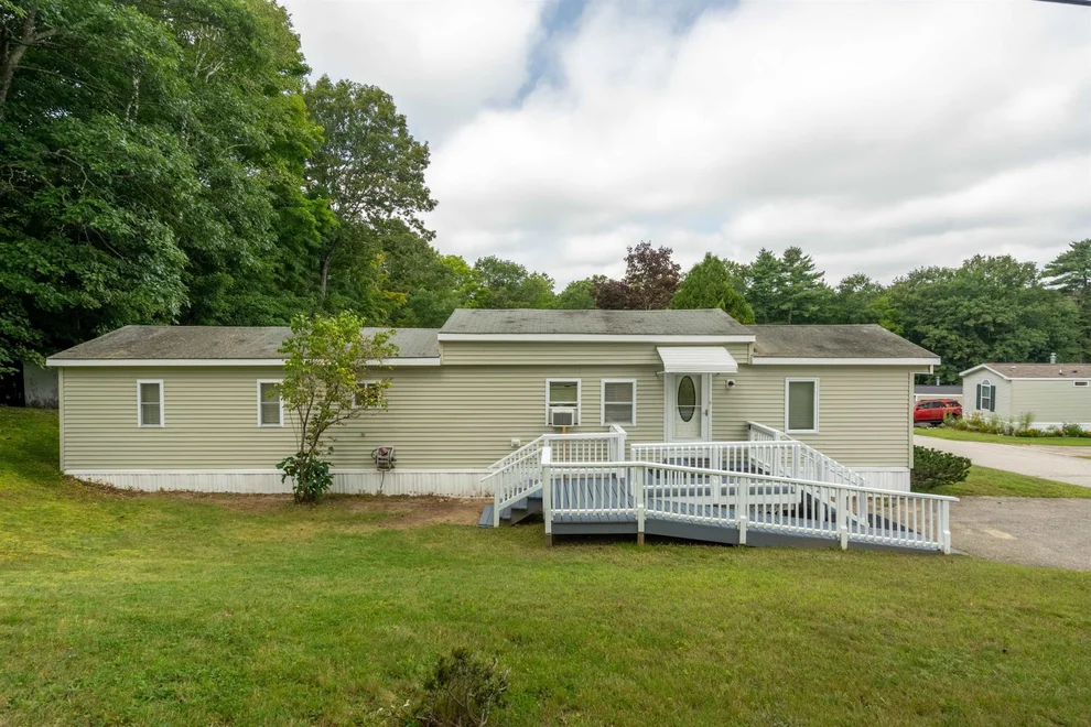Unit for sale at 2 Knights, Raymond, NH 03077