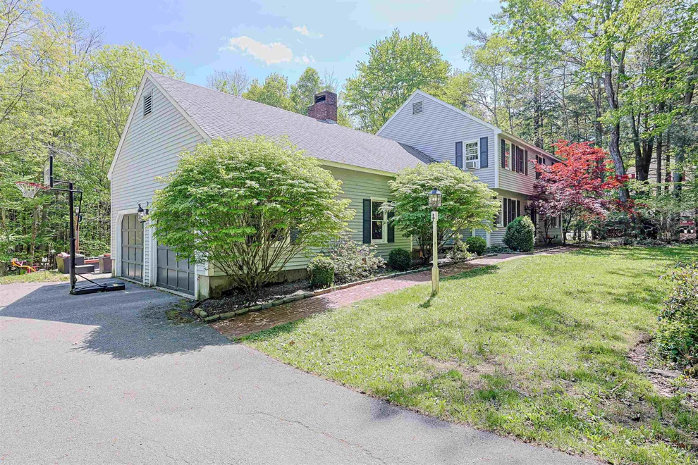 Unit for sale at 19 Winterberry, Amherst, NH 03031