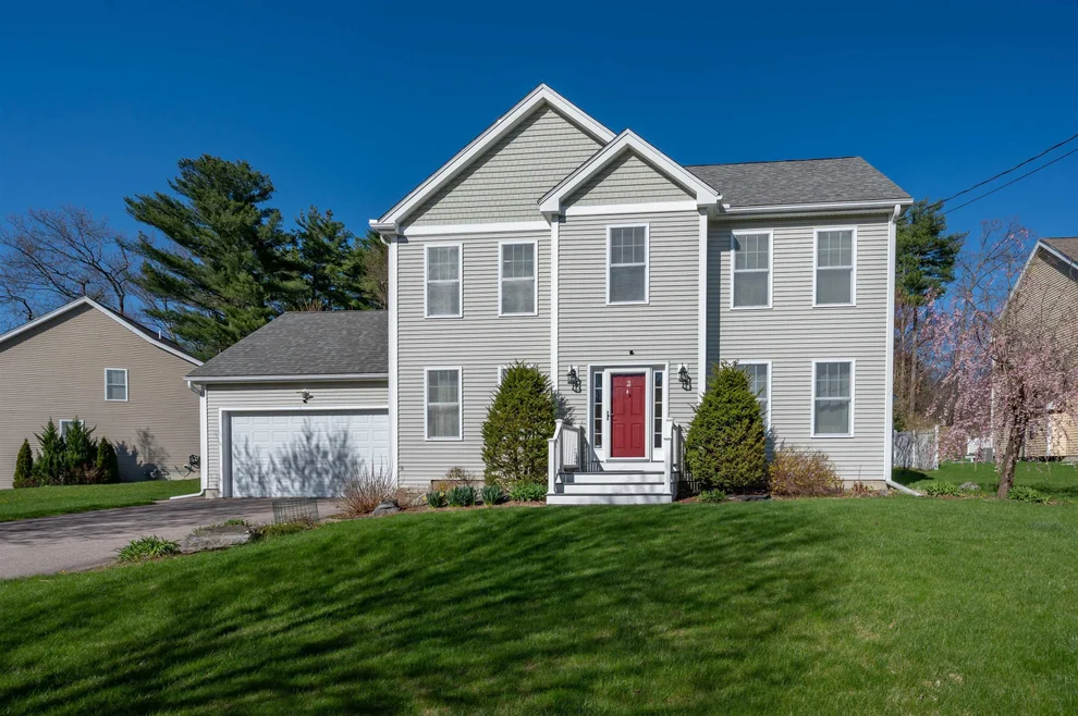 Unit for sale at 2 Jennifer, Nashua, NH 03062