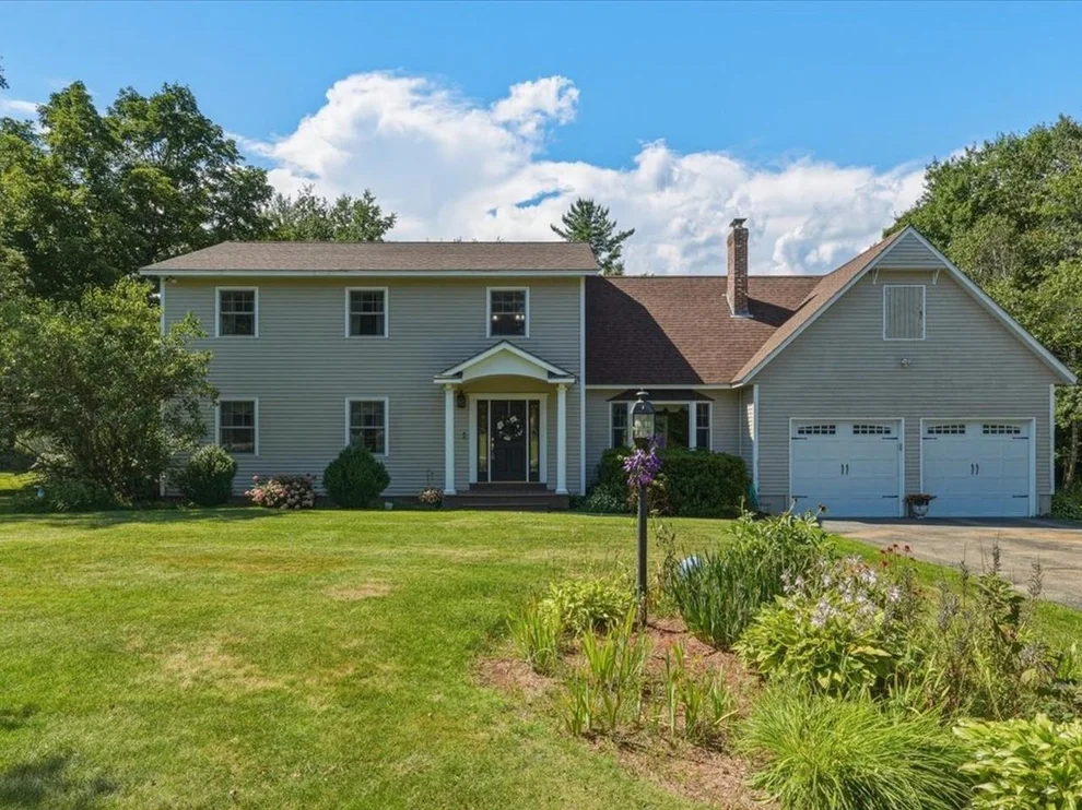 Unit for sale at 78 Foothills, Jericho, VT 05465