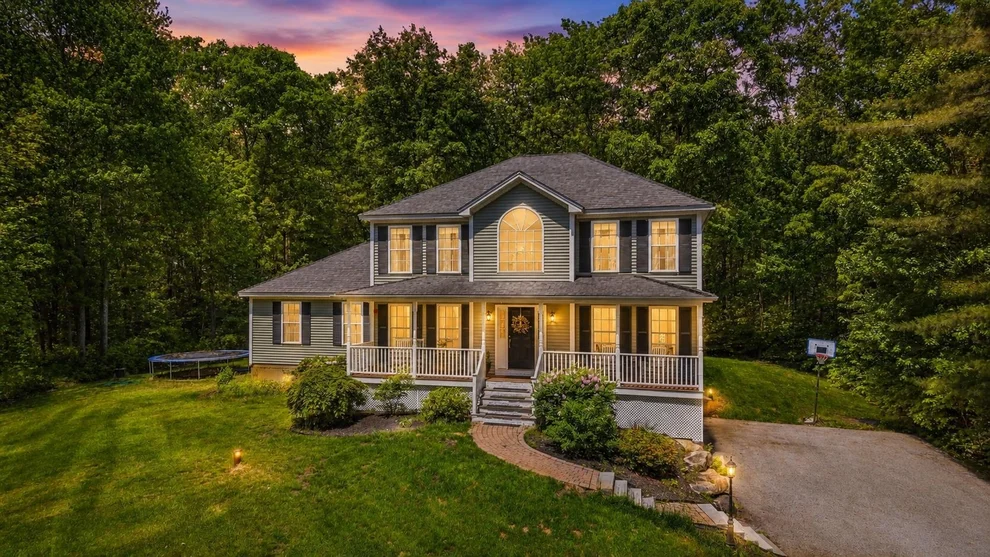 Unit for sale at 24 Garden Song, Hooksett, NH 03106