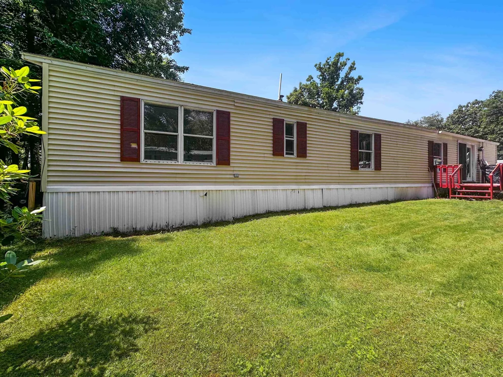 Unit for sale at 3 Monroe, Allenstown, NH 03275