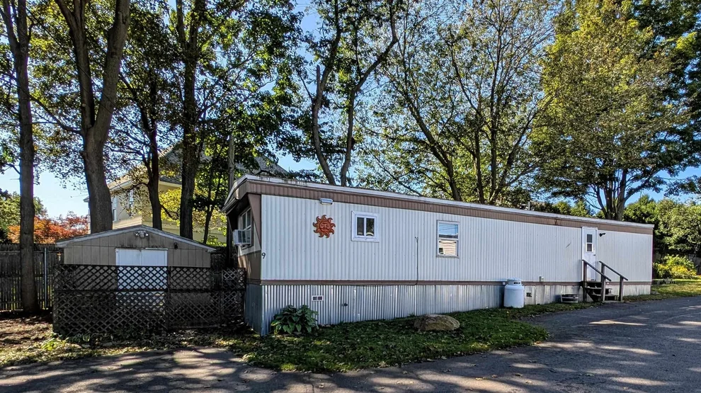 Unit for sale at 1338 Woodbury, Portsmouth, NH 03801