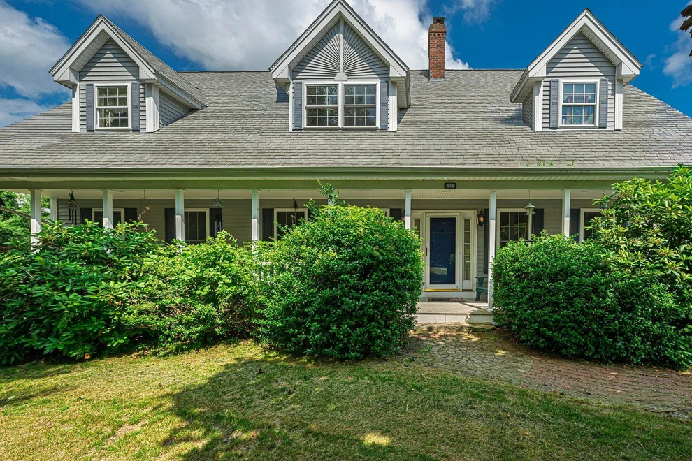 Unit for sale at 72 Tenney, Sandown, NH 03873