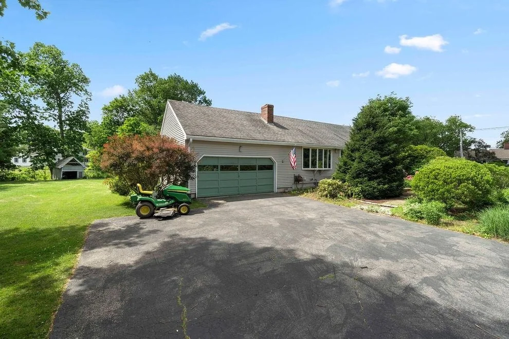 Unit for sale at 3 Fairway, Greenland, NH 03840