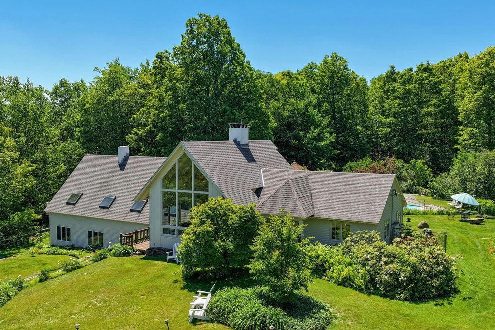 Unit for sale at 328 Gravelin, Weathersfield, VT 05151