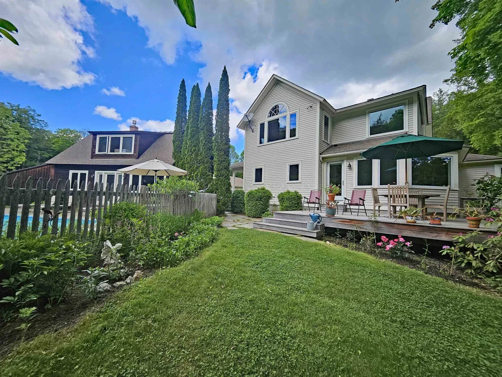 Unit for sale at 3924 Sweet Pond, Guilford, VT 05301
