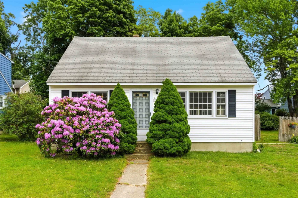 Unit for sale at 184 Green Acres, Manchester, NH 03109