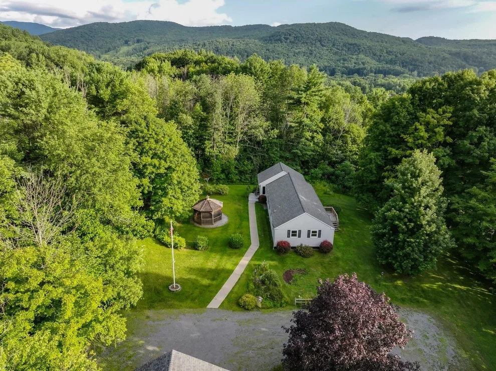 Unit for sale at 240 Jericho, Richmond, VT 05477