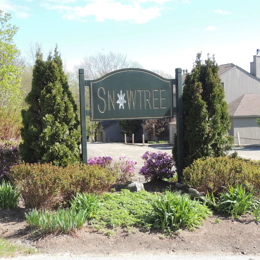Unit for sale at 13 Snowtree, Dover, VT 05356