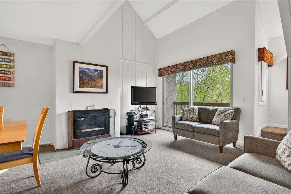 Unit for sale at 695 East Mountain, Killington, VT 05751