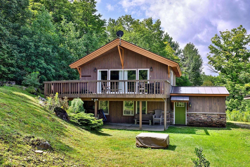 Unit for sale at 105 Upper Round Top, Plymouth, VT 05056