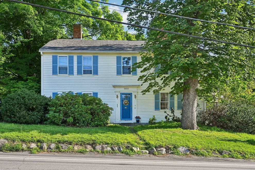 Unit for sale at 9 Academy, Atkinson, NH 03811