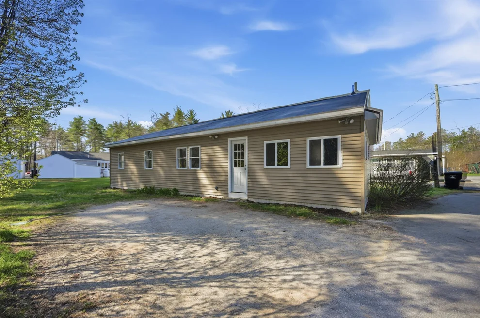 Unit for sale at 31 Page, Litchfield, NH 03052