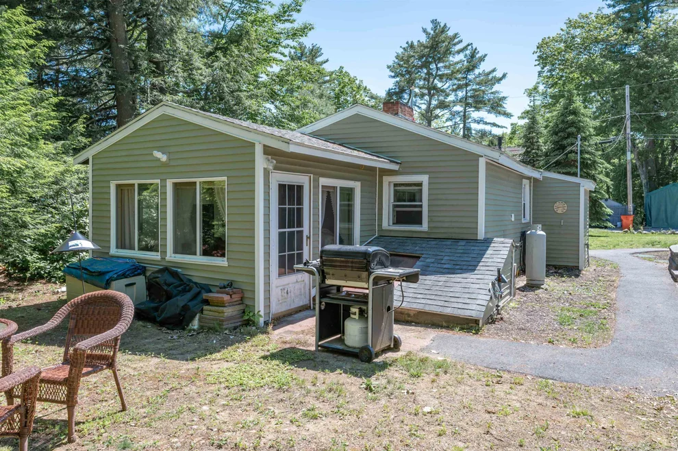 Unit for sale at 9 Upper Scotland, Raymond, NH 03077