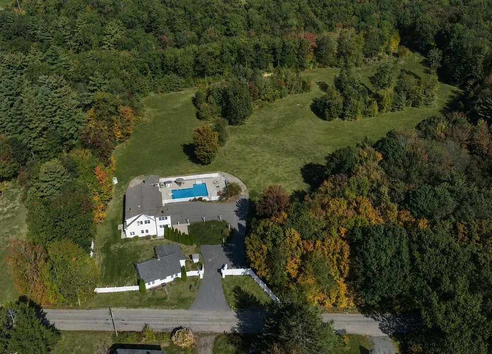Unit for sale at 51 Pond, Newton, NH 03858