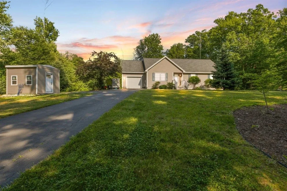 Unit for sale at 45 Phillips, Sandown, NH 03873