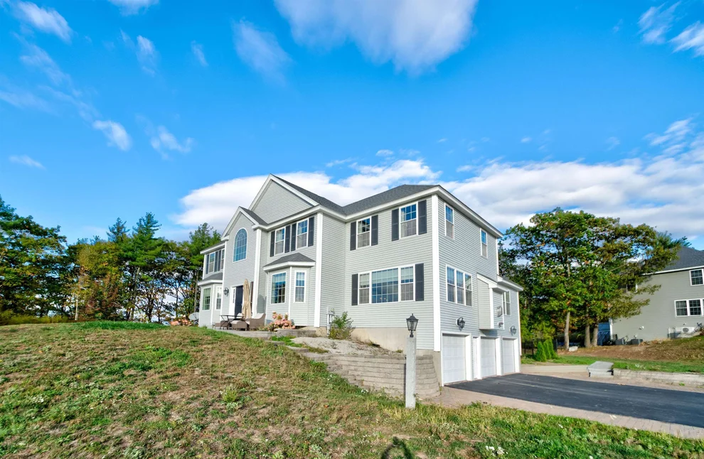 Unit for sale at 23 Ryan Farm, Windham, NH 03087