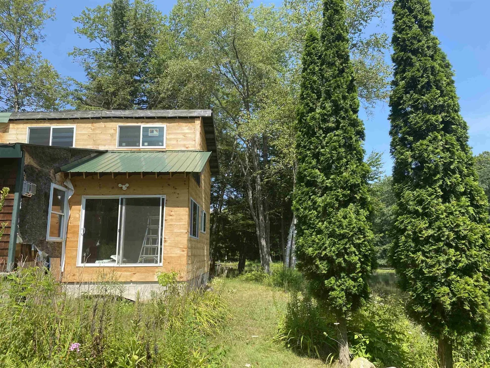 Unit for sale at 696 Route 100 North, Ludlow, VT 05149