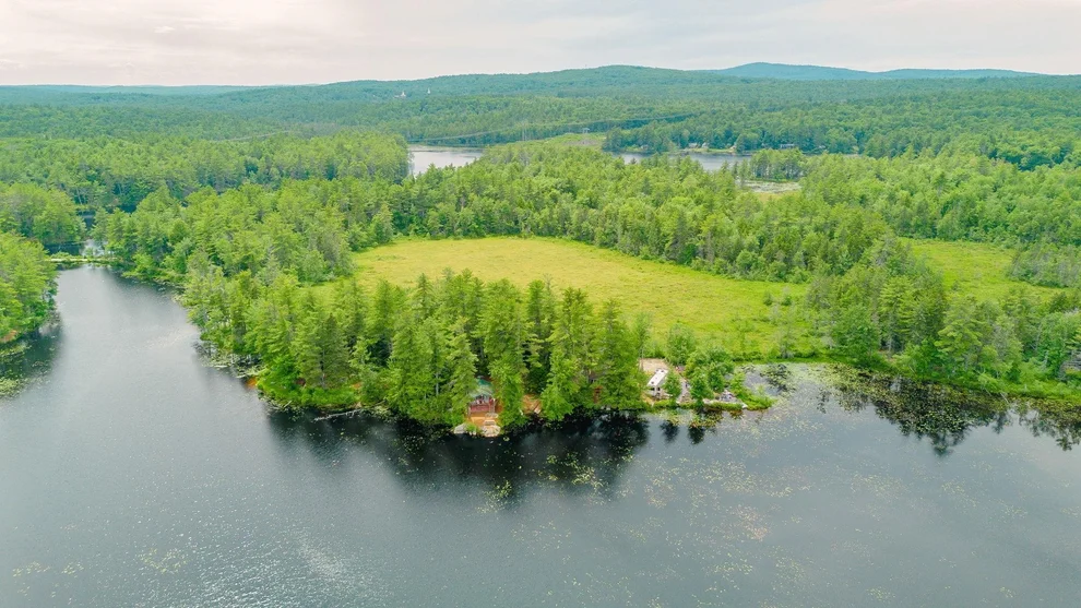 Unit for sale at 36 Johnson, Fitzwilliam, NH 03447