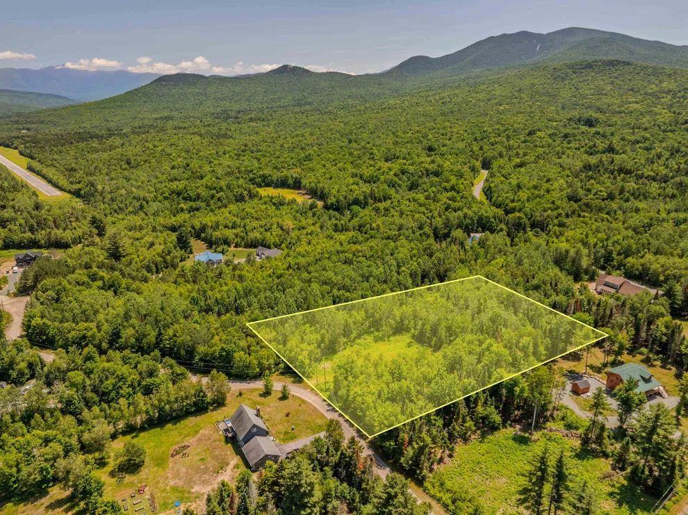 Unit for sale at 117 Sugarloaf, Carroll, NH 03574