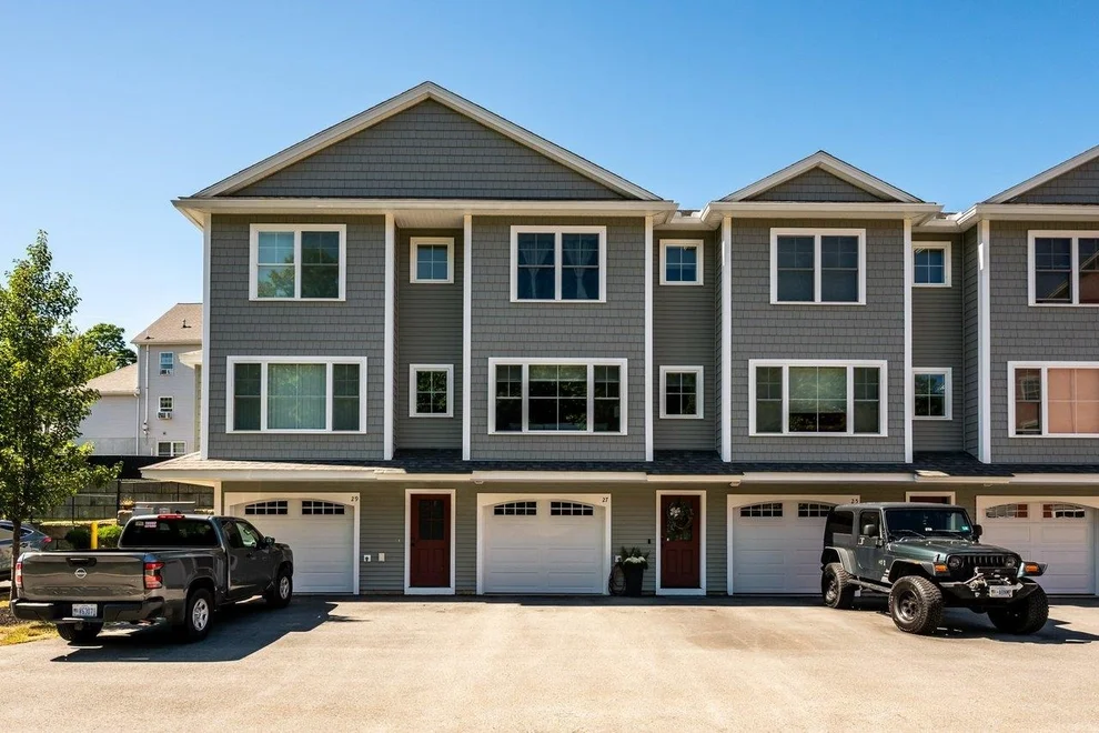 Unit for sale at 27 Fownes Mill, Rochester, NH 03867