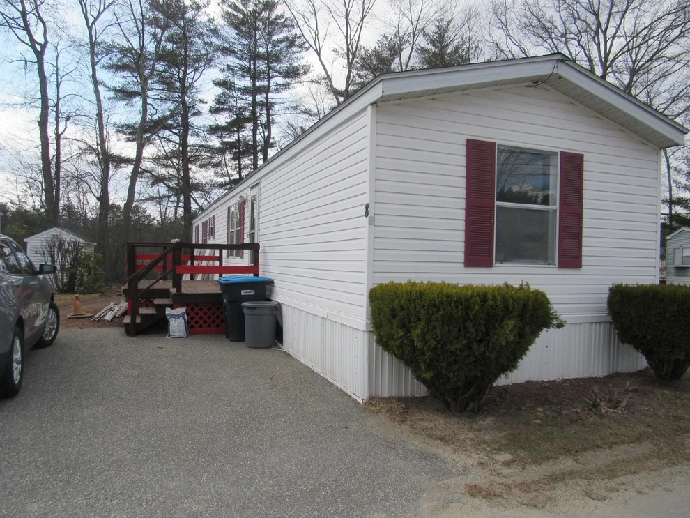 Unit for sale at 29 Lowell, Salem, NH 03079