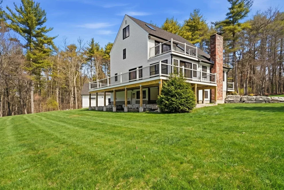 Unit for sale at 13 Sunridge, Windham, NH 03087