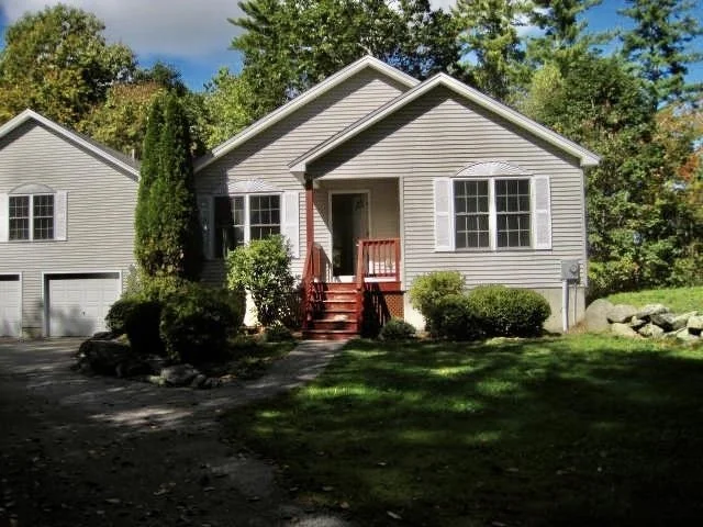 Unit for sale at 114 Steppingstones, Lee, NH 03861