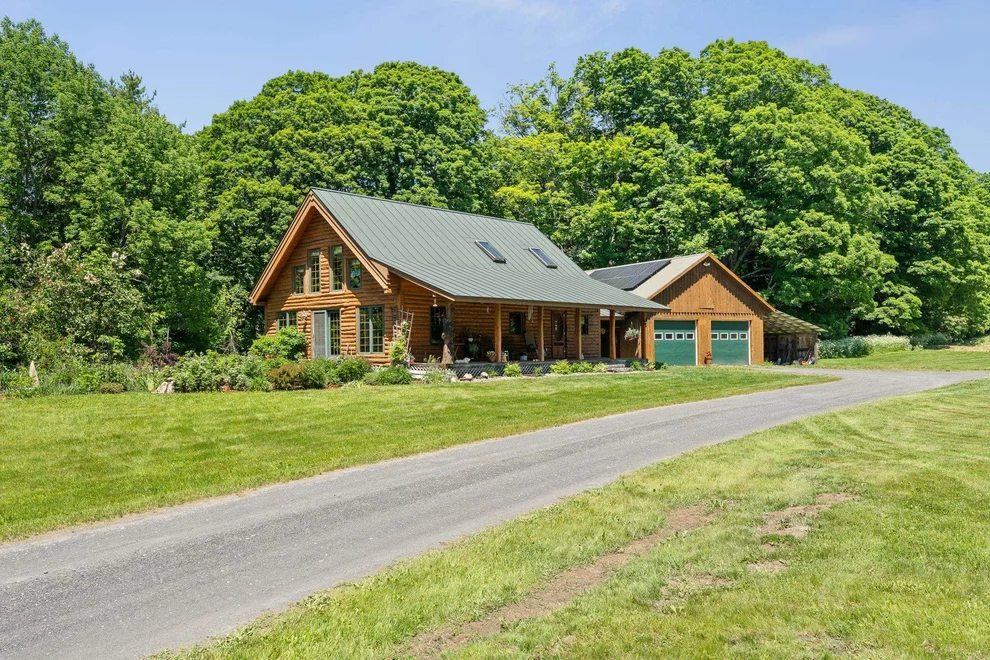 Unit for sale at 3503 Hebard Hill, Randolph, VT 05061