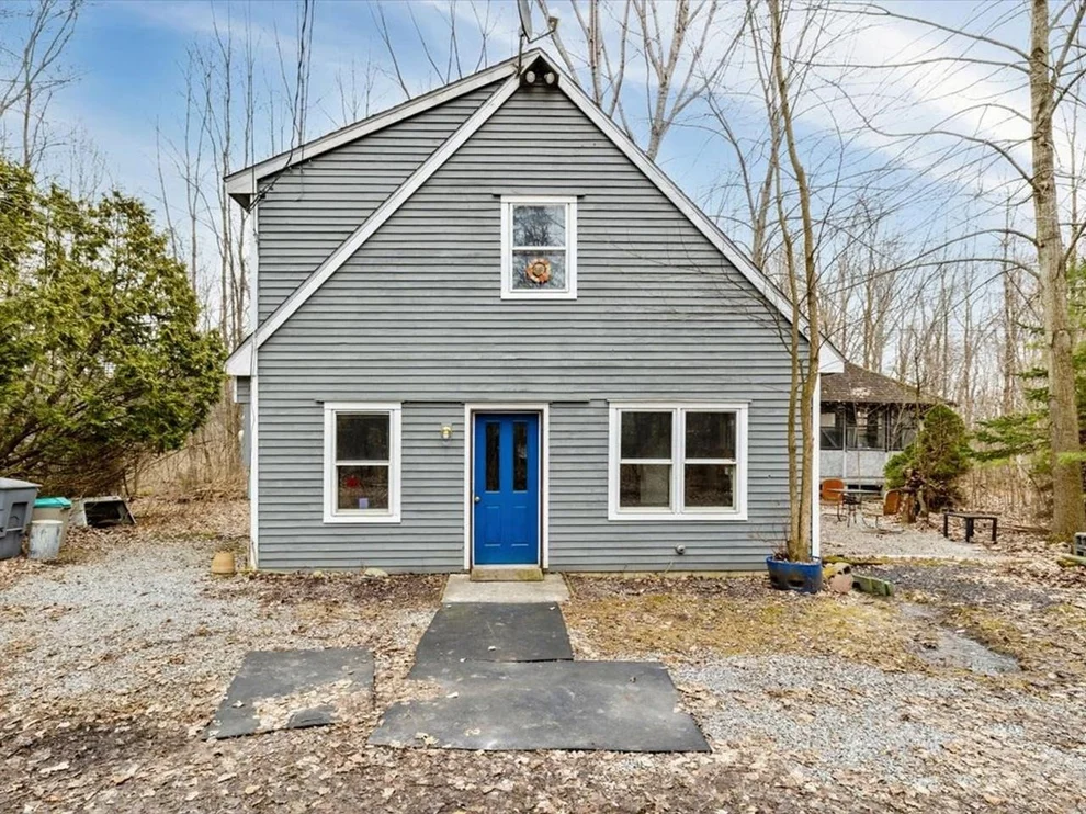 Unit for sale at 1255 Blockhouse Point, North Hero, VT 05474