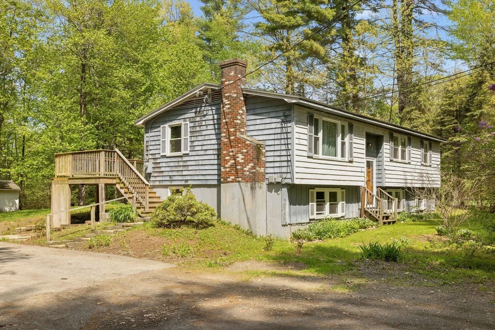 Unit for sale at 28 Beech Hill, Exeter, NH 03833