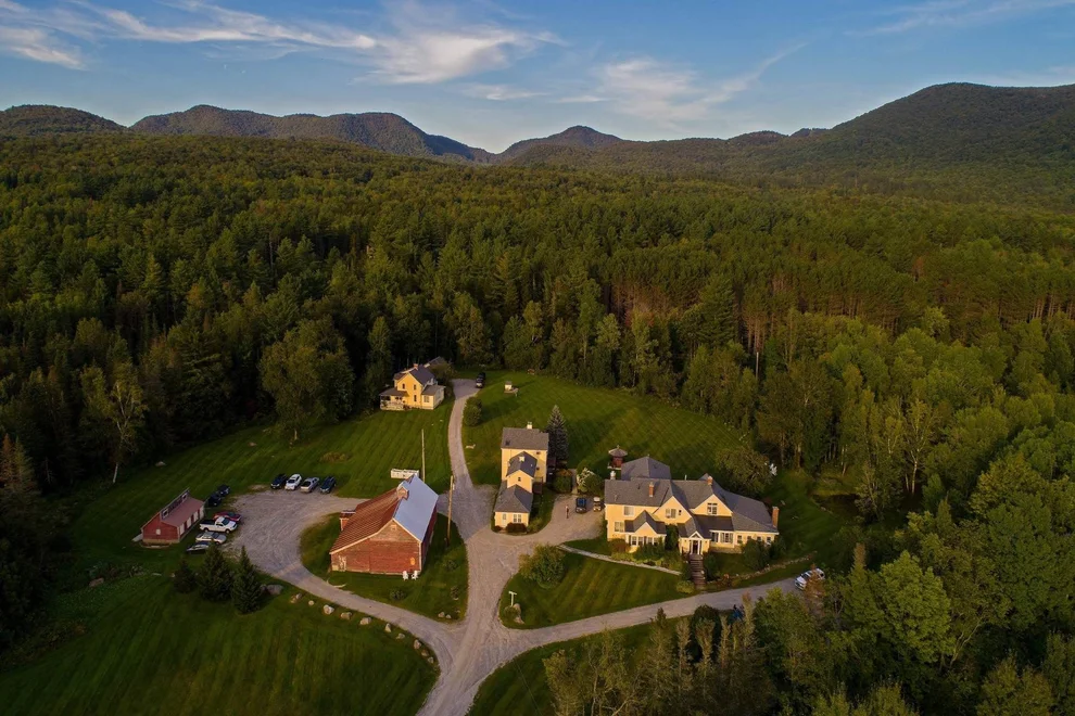Unit for sale at 54 Red Clover, Mendon, VT 05701