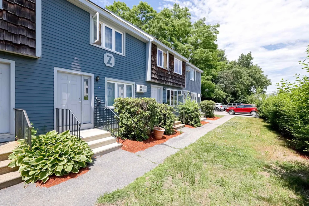Unit for sale at 16 Auclair, Manchester, NH 03102