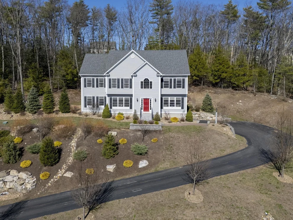 Unit for sale at 59 Northland, Windham, NH 03087