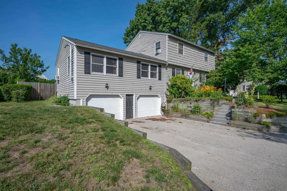 Unit for sale at 15 Parkhurst, Nashua, NH 03062
