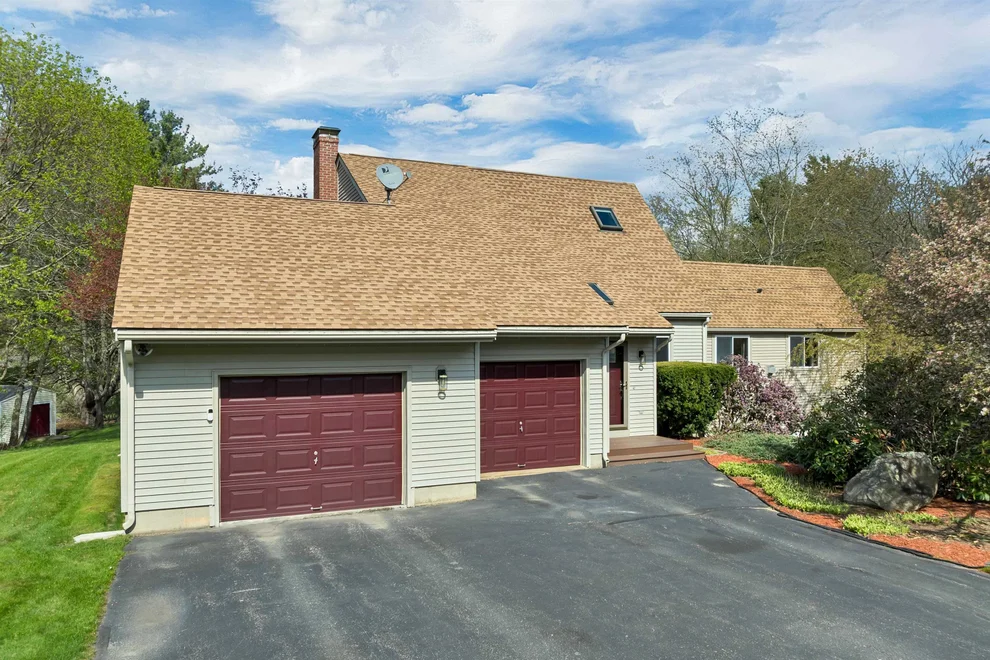 Unit for sale at 23 Woodward, Merrimack, NH 03054