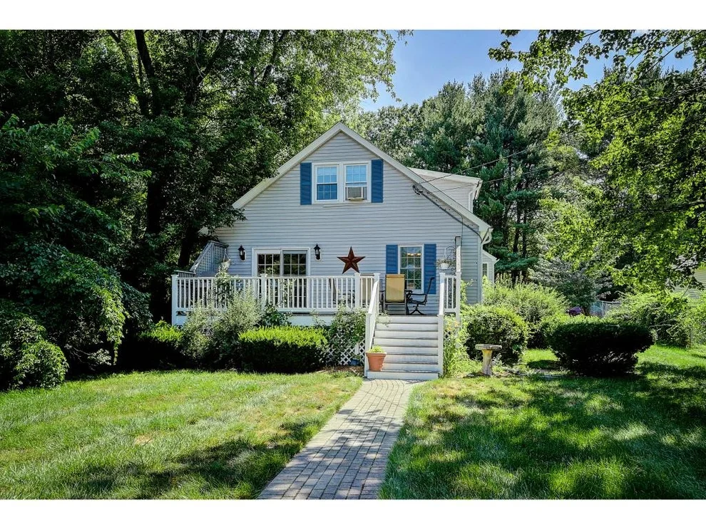 Unit for sale at 107 Head, Manchester, NH 03102