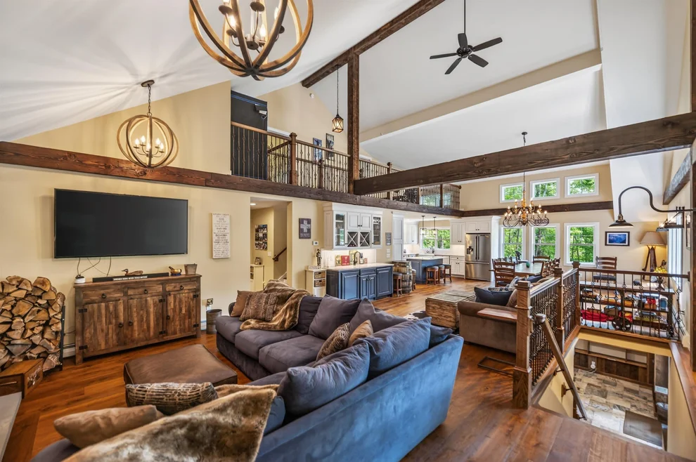 Unit for sale at 121 Fannie Hill, Wilmington, VT 05363
