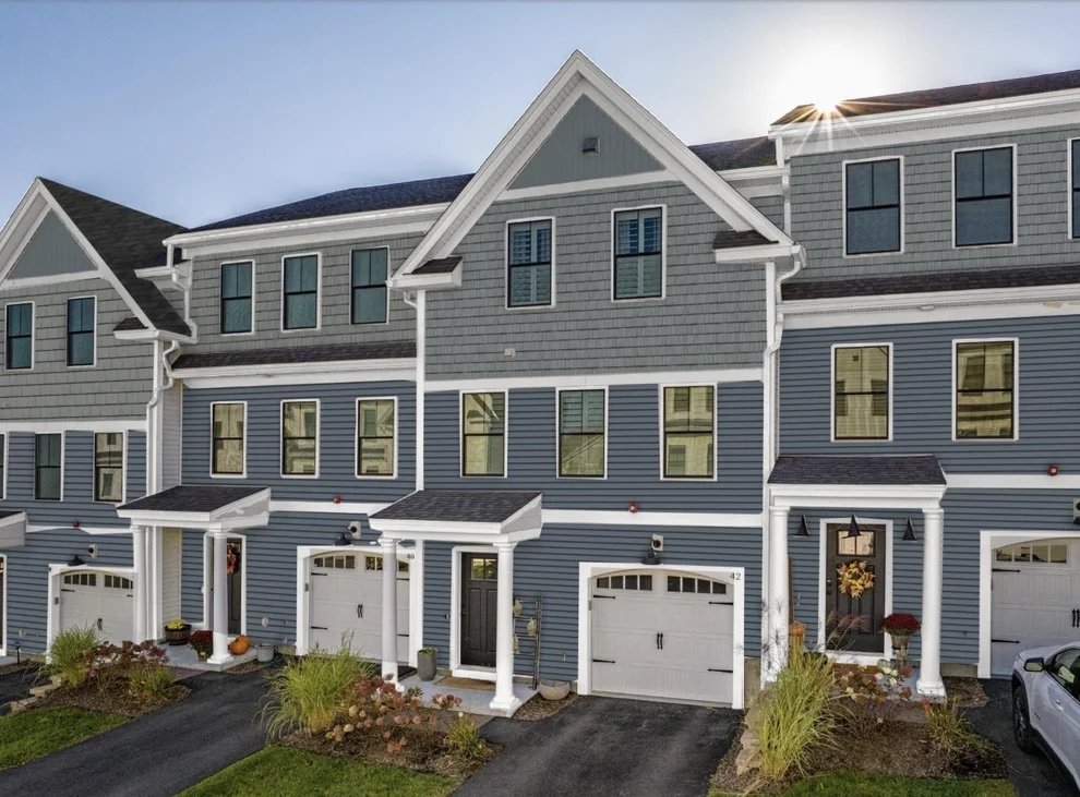Unit for sale at 18 Lenox, Dover, NH 03820