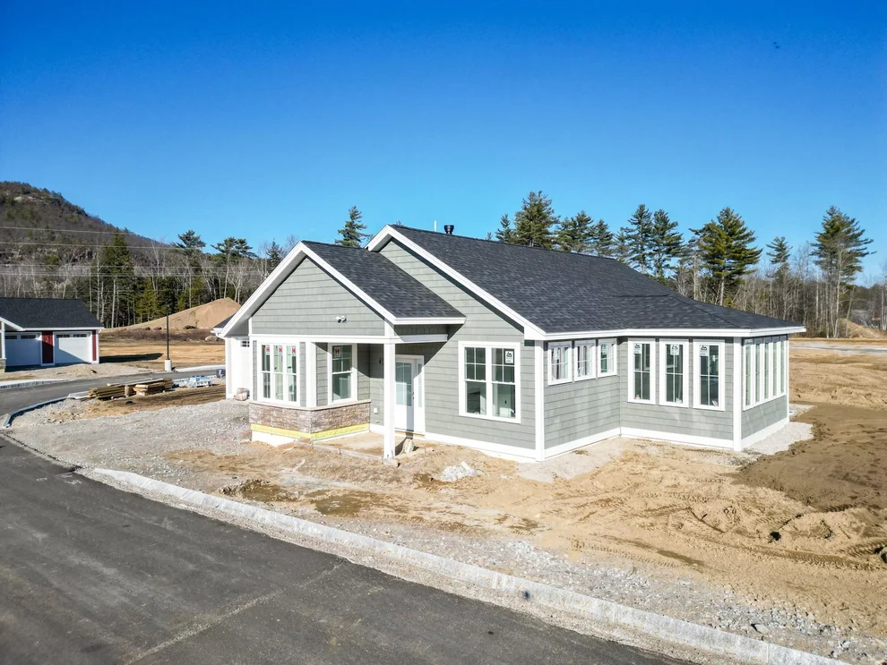 Unit for sale at 52 Whispering Pines, Conway, NH 03860