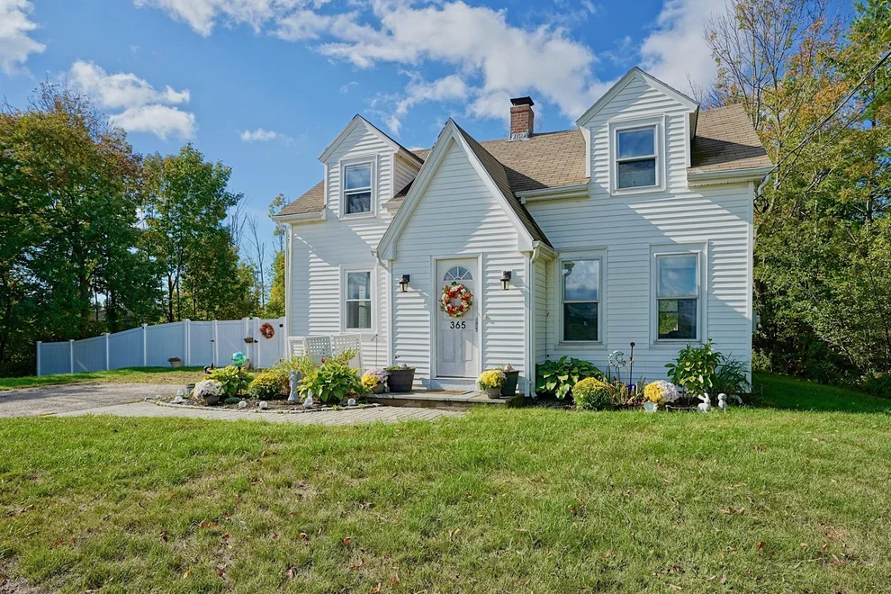 Unit for sale at 365 Shattuck, Newington, NH 03801