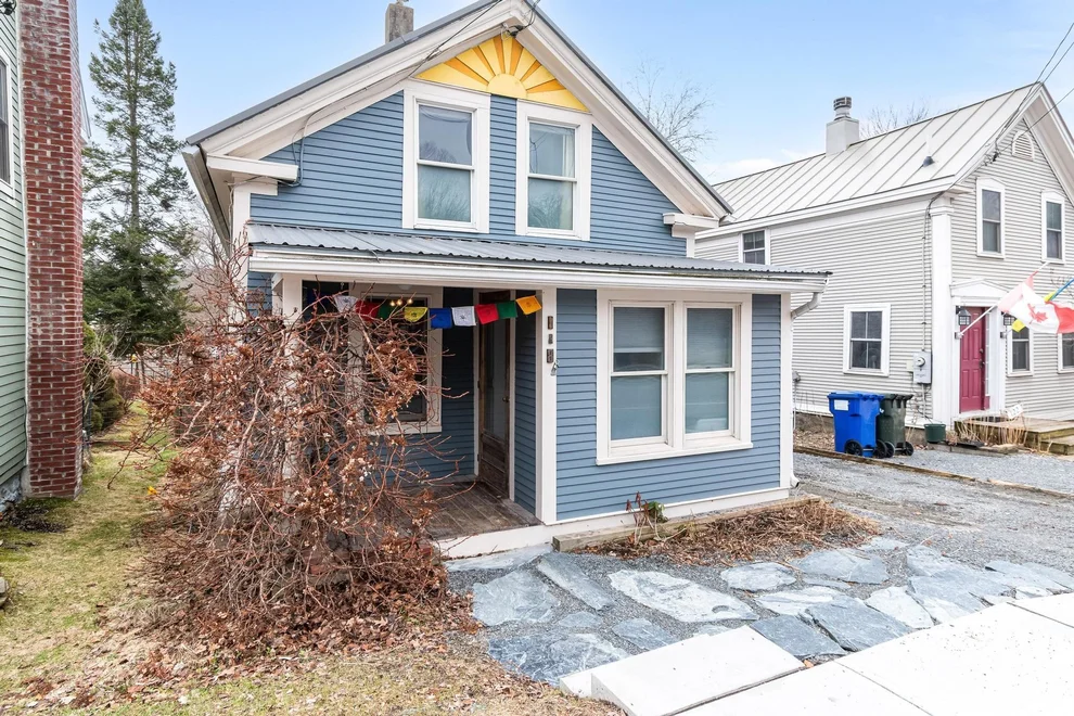 Unit for sale at 128 East Main, Richmond, VT 05477