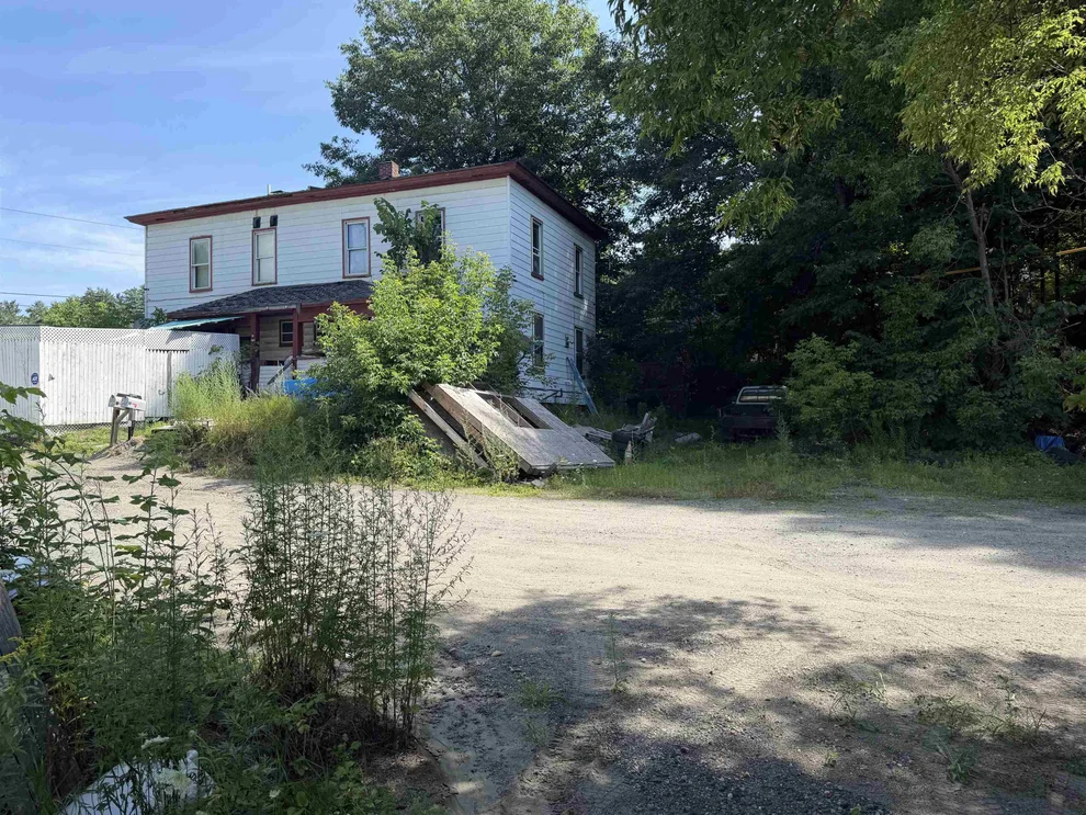 Unit for sale at 20 Tremont, St. Johnsbury, VT 05819