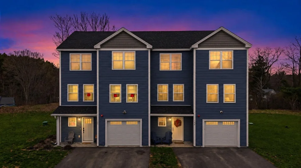 Unit for sale at 19 Biggs, Epping, NH 03042
