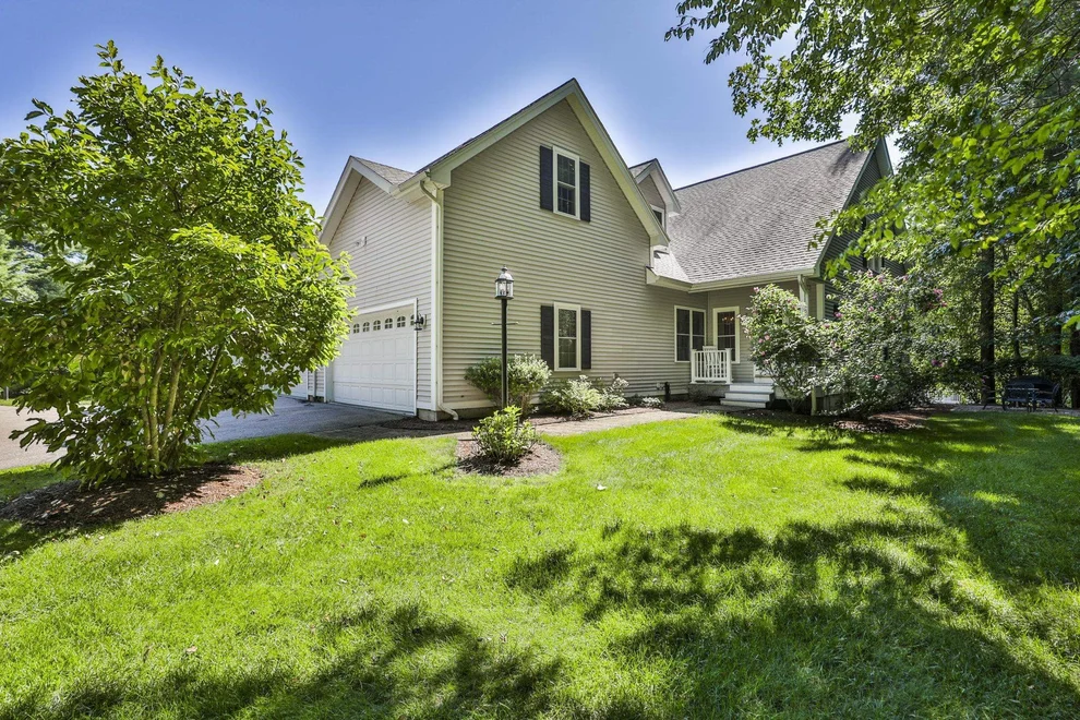 Unit for sale at 9 Partridge, Atkinson, NH 03811